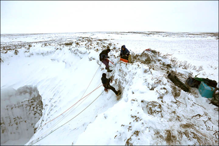 Illustration for article titled Scientists Have Climbed To The Bottom Of The Mysterious Siberian Crater